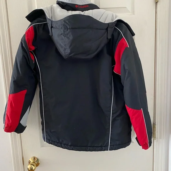Boy’s Columbia Vertex Sportswear Company Ski Jacket
Size 14/16 - Picture 4 of 8